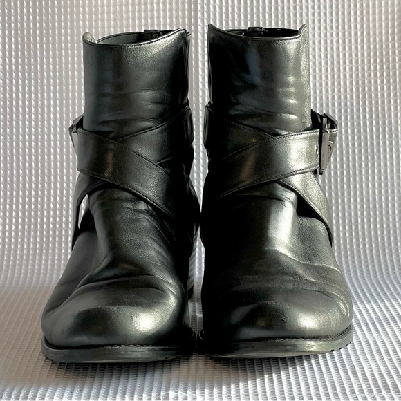 Stuart Weitzman / Pull-On, Chelsea Ankle Boots / Women’s Size 9 - Picture 2 of 12